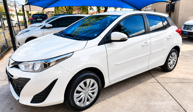 
								Yaris full									